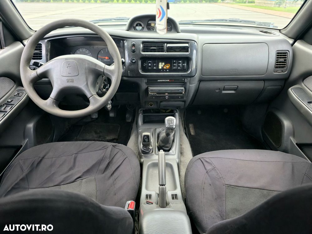 Mitsubishi L200 Pick Up 4x4 Intense + - 5