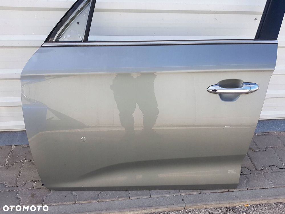 KIA CARENS IV 13-19r DRZWI LEWE PRZÓD PRZEDNIE K3Y - 2