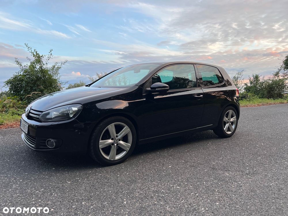 Volkswagen Golf 2.0 TDI DPF Highline - 2