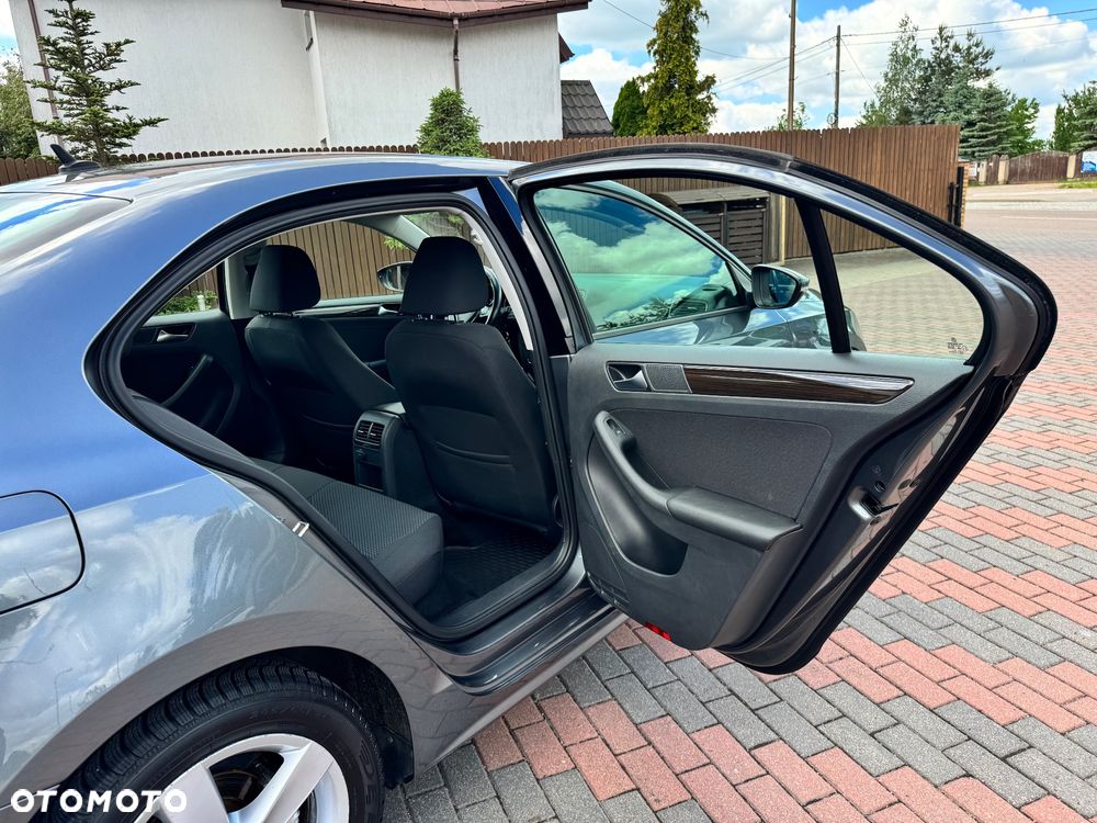 Volkswagen Jetta 2.0 TDI DPF BMT Highline - 30