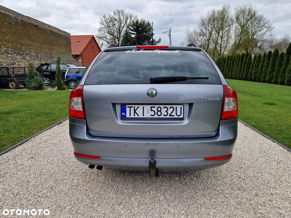 Skoda Octavia 1.8 TSI FAMILY - 20