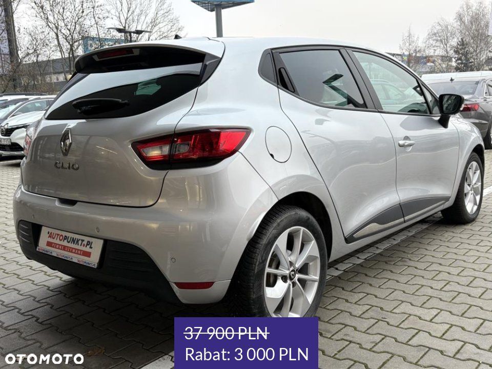 Renault Clio - 6