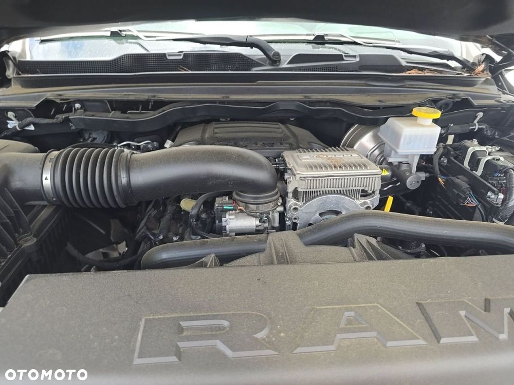 RAM 1500 - 11