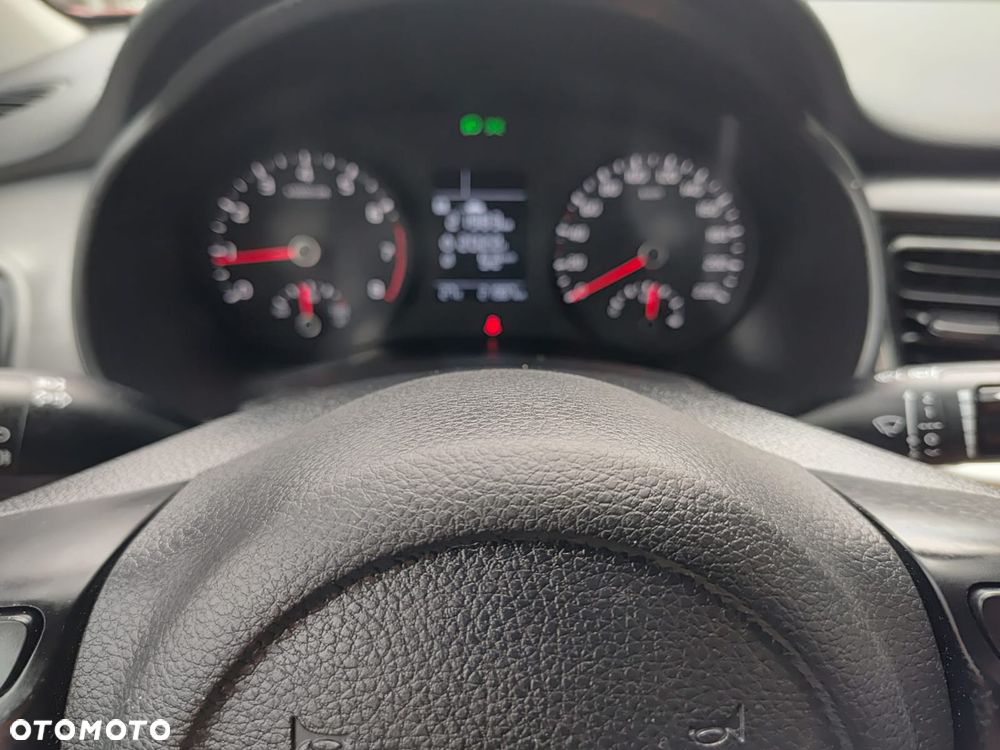 Kia Stonic 1.0 T-GDI L - 17