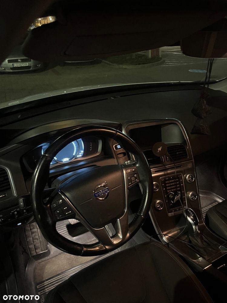 Volvo XC 60 - 7