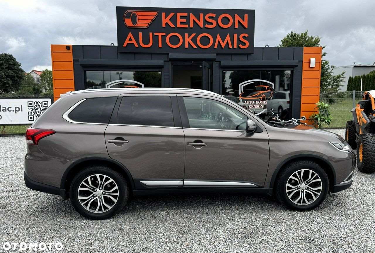 Mitsubishi Outlander 2.0 Intense + 4WD CVT - 5
