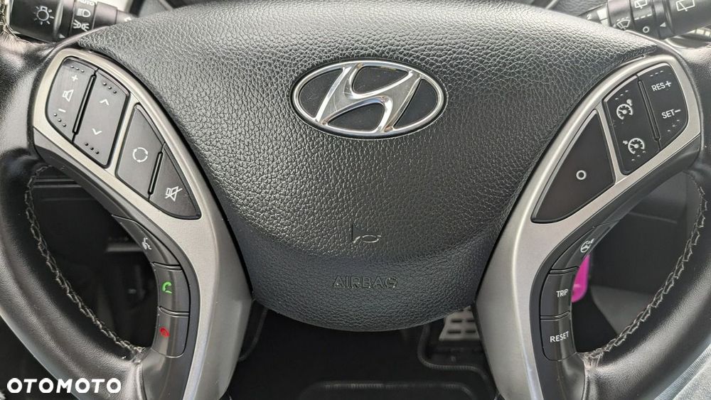 Hyundai i30 - 26