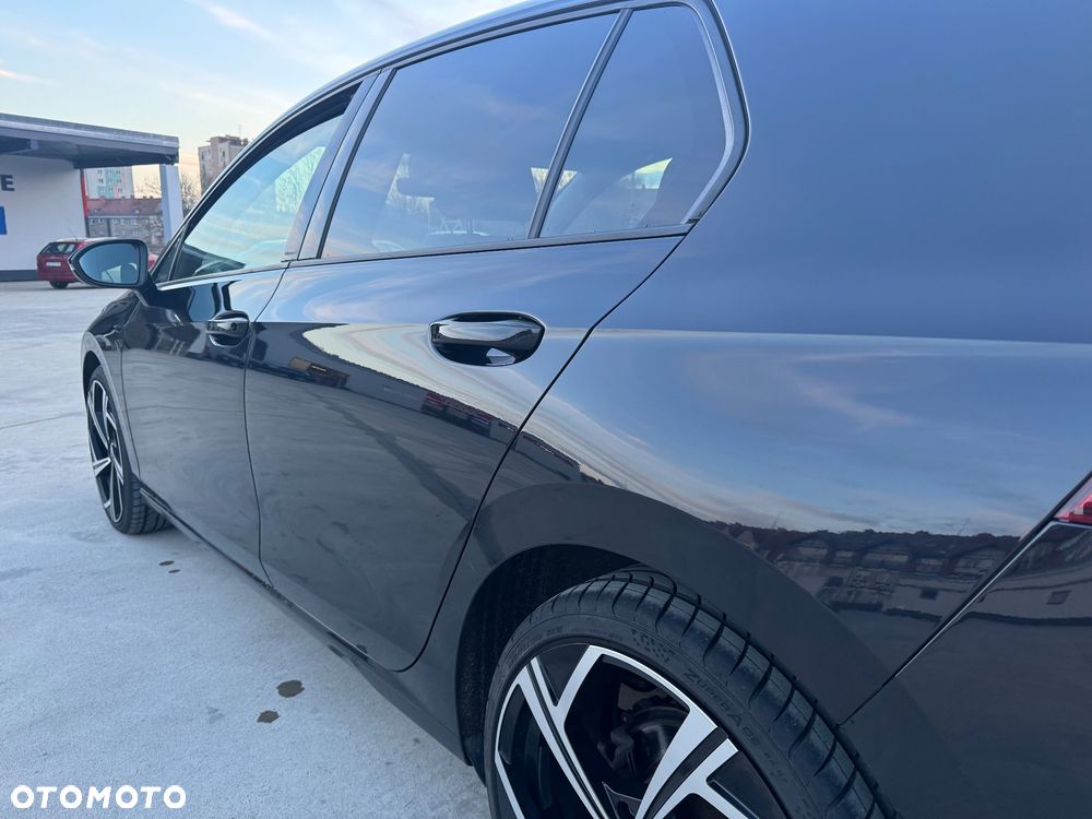 Volkswagen Golf - 12