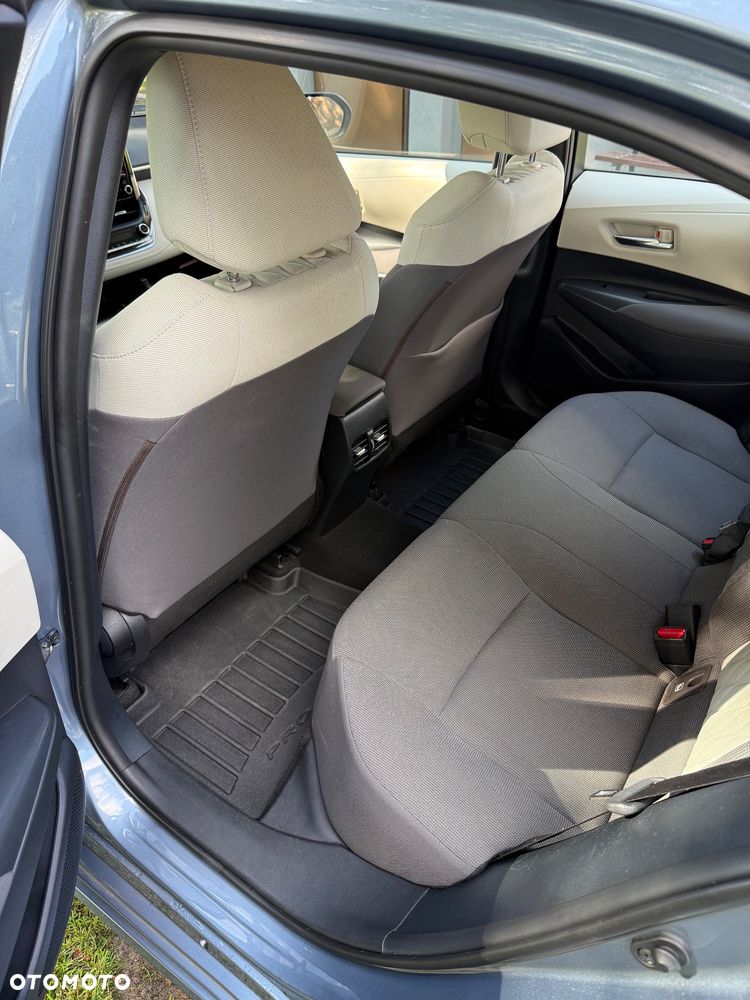 Toyota Corolla 1.6 Comfort - 6