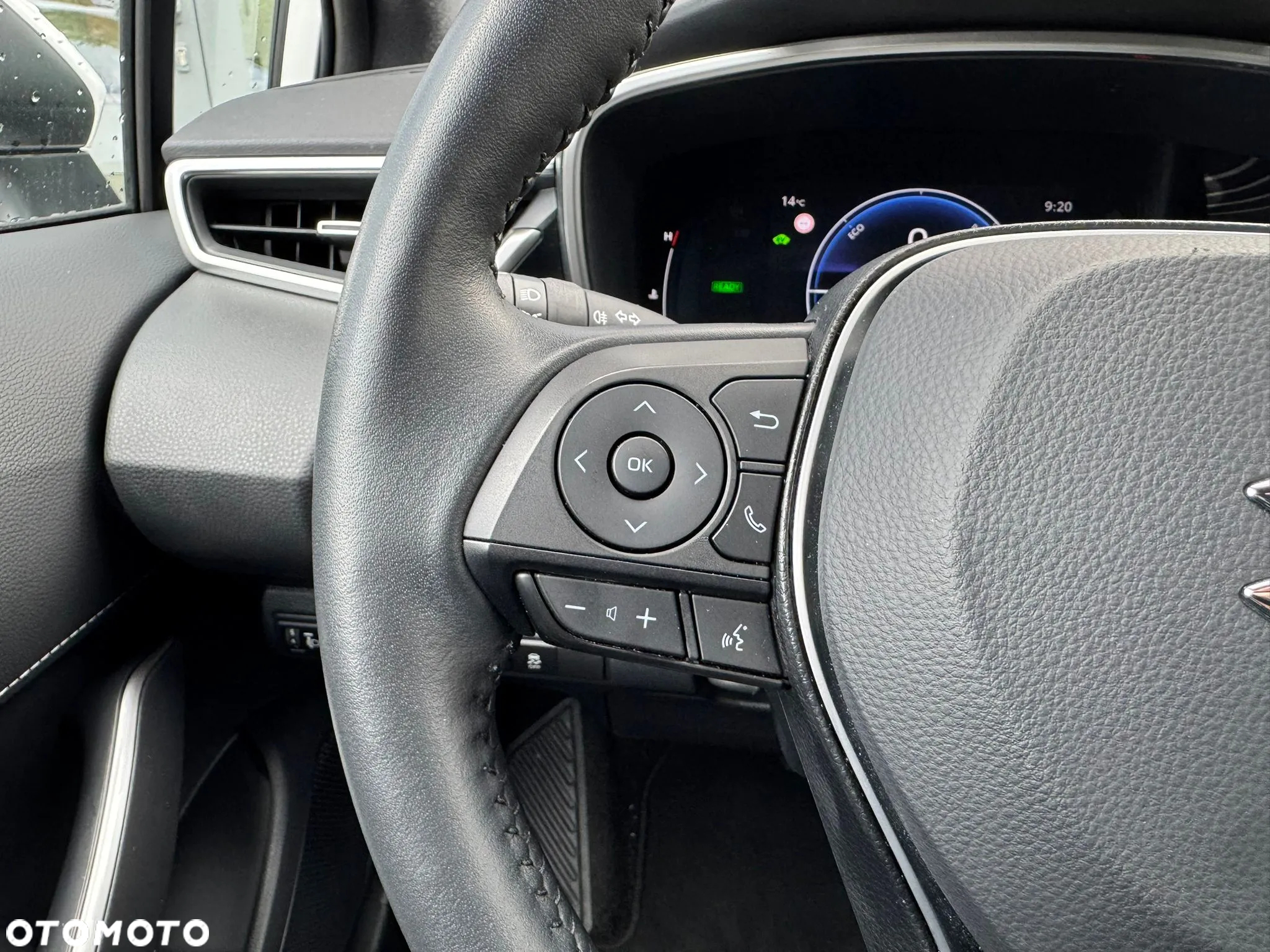 Suzuki Swace 1.8 Hybrid Premium Plus CVT - 16