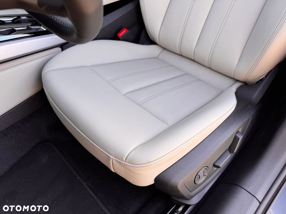 Audi A5 Limousine - 16