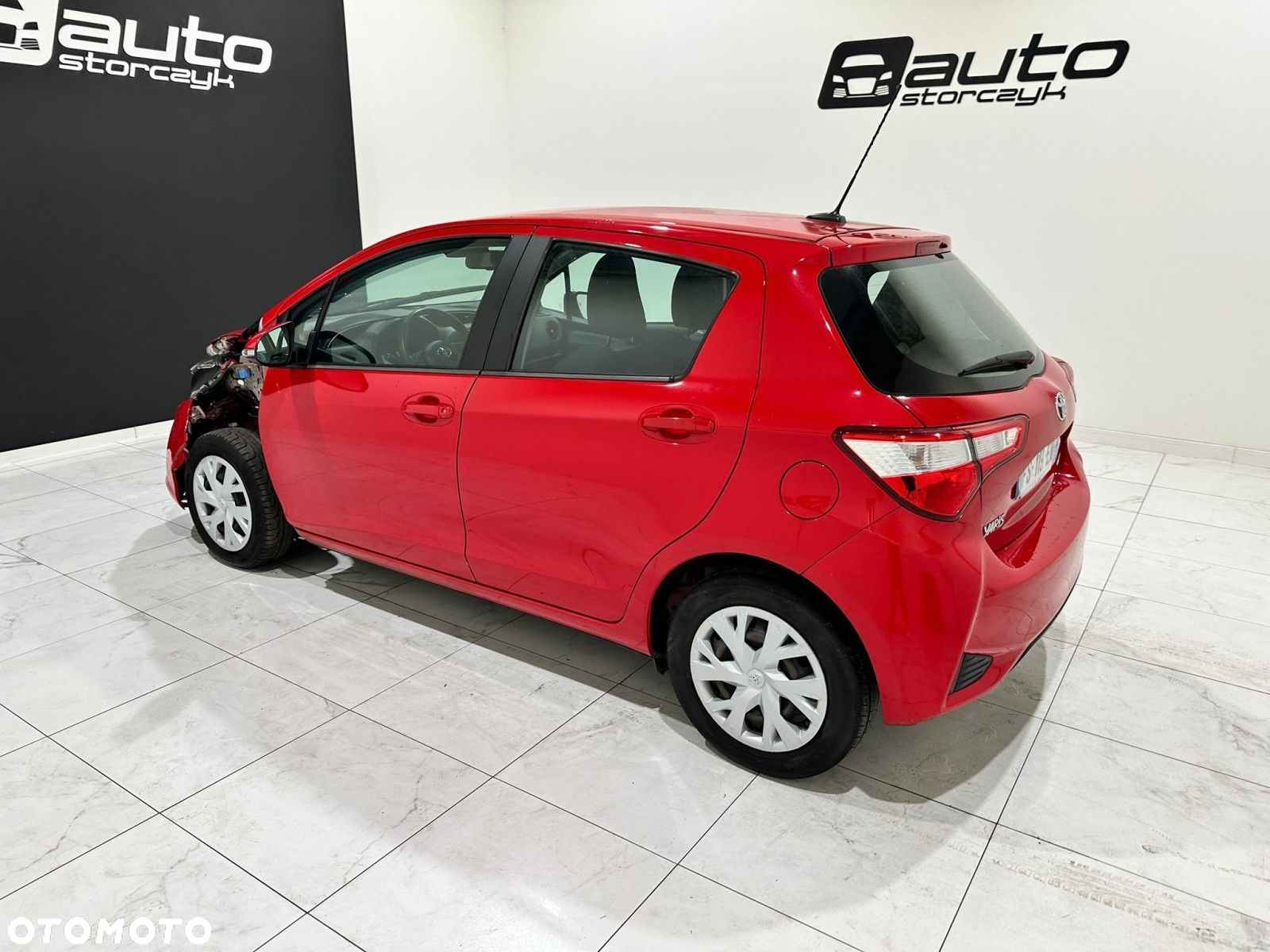 Toyota Yaris - 10