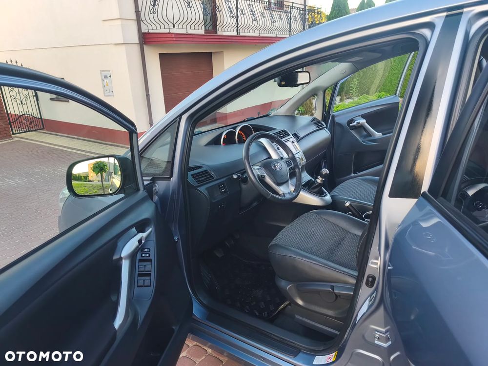 Toyota Verso 1.8 Sol plus NAVI - 16