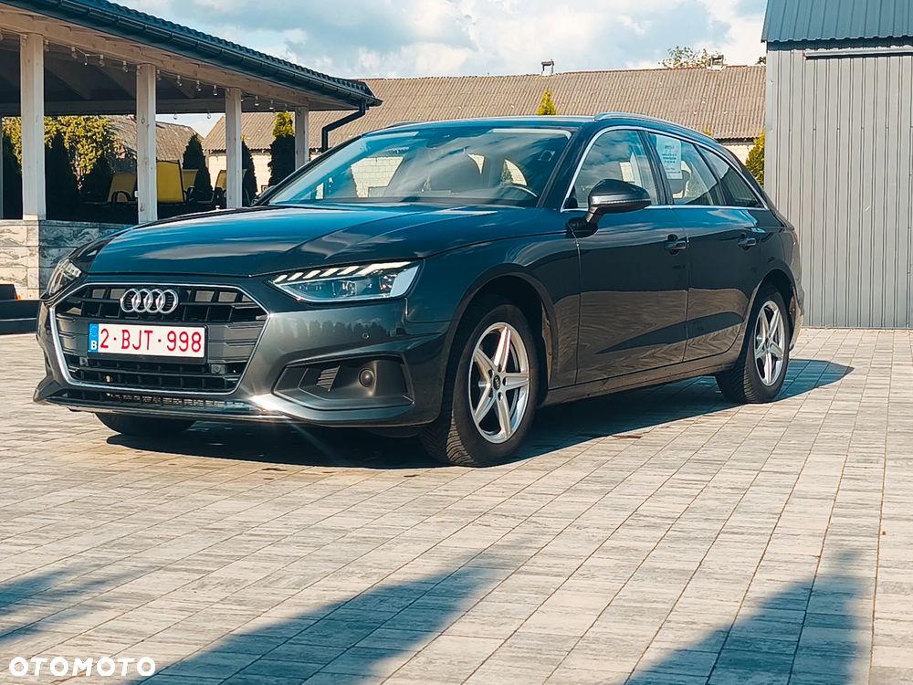 Audi A4 Avant 35 TDI S tronic S line - 1