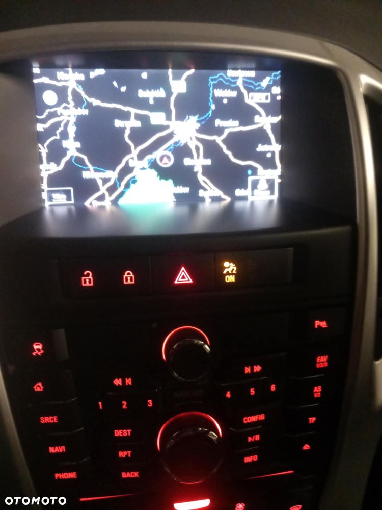 Opel Astra 1.4 T Enjoy - 12