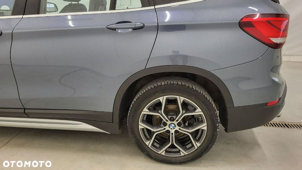 BMW X1 sDrive18d xLine - 9
