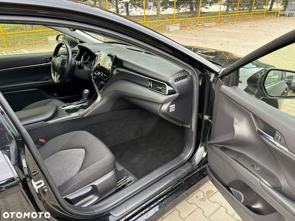 Toyota Camry 2.5 Hybrid Comfort CVT - 16