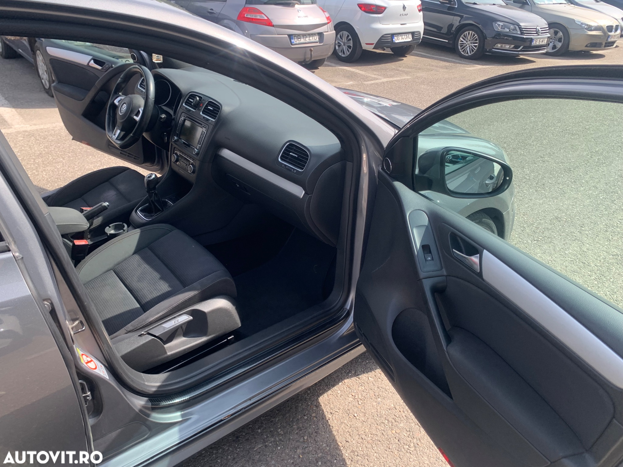 Volkswagen Golf - 12
