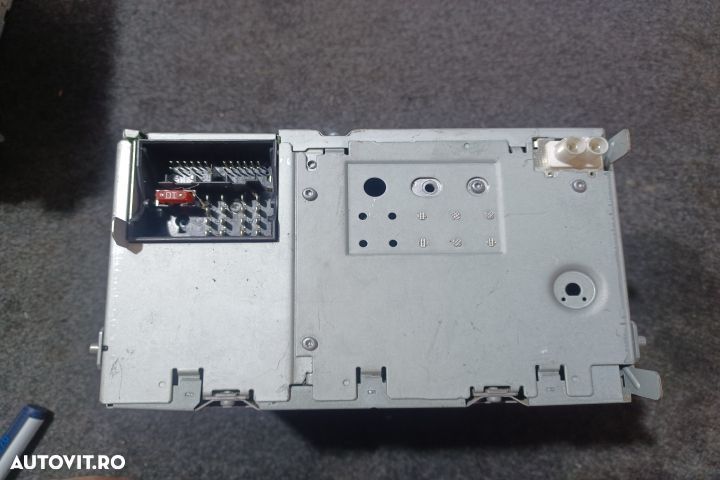 Radio cd 5M0035186J Volkswagen VW Golf 5 [2003 - 2009] Plus minivan 1 - 3