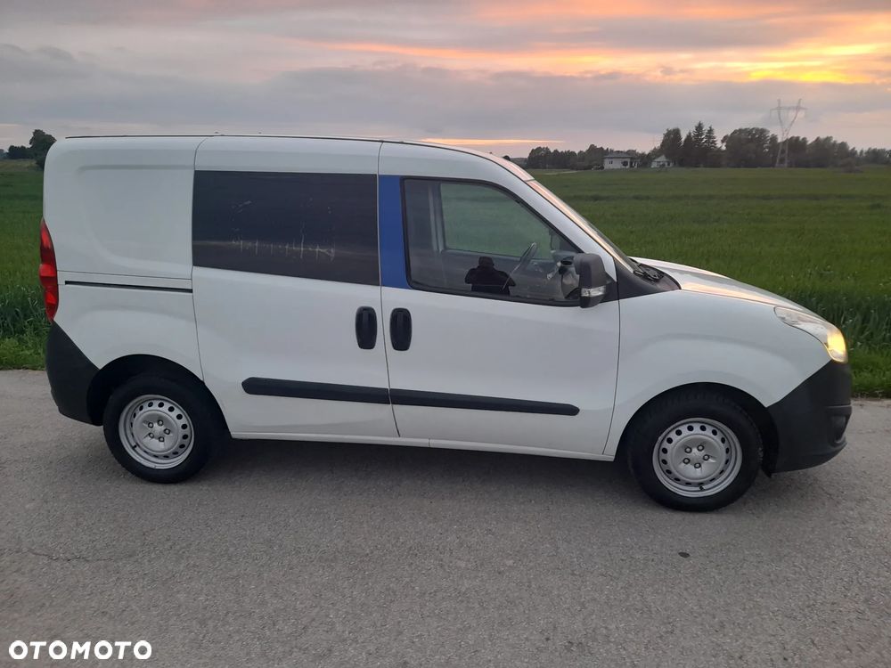 Opel Combo - 4