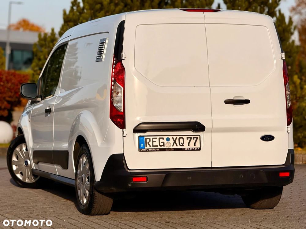 Ford Transit Connect - 16