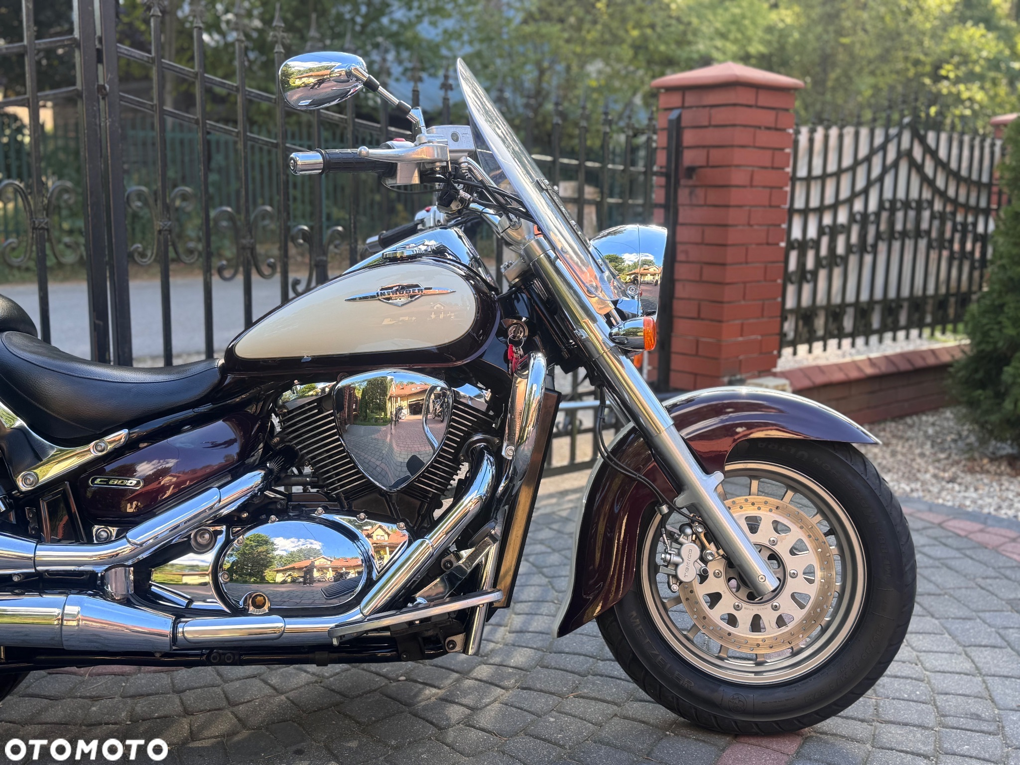 Suzuki VL 800 Volusia - 10