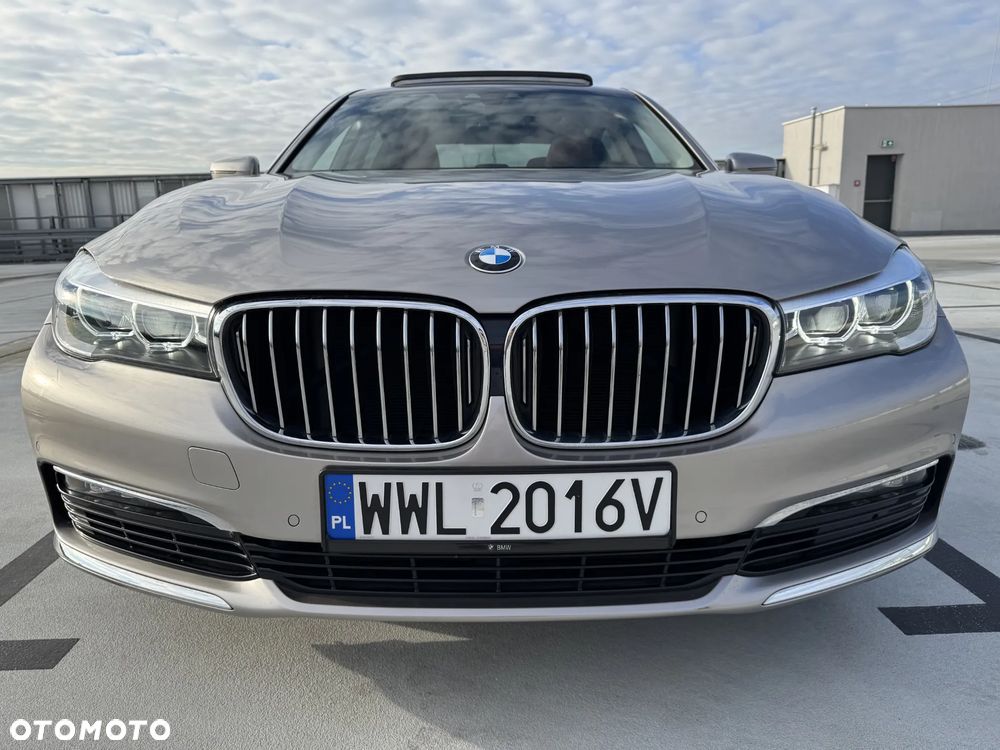 BMW Seria 7 740Li - 2