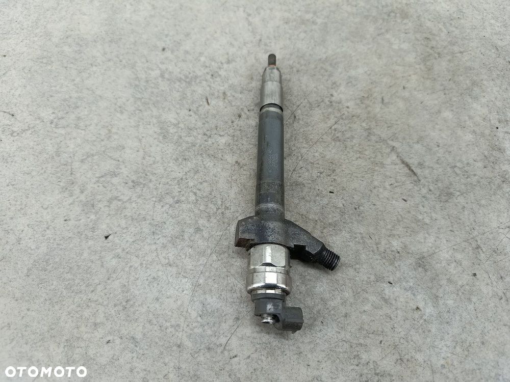 WTRYSKIWACZ PEUGEOT BOXER II 6C1Q-9K546-AC DENSO 2.2 HDI - 4