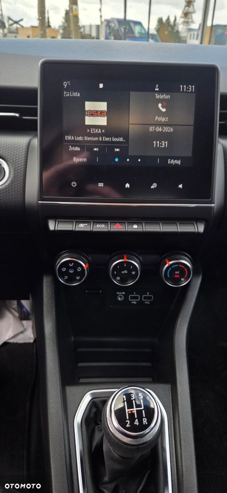 Renault Clio TCe 100 BUSINESS EDITION - 25