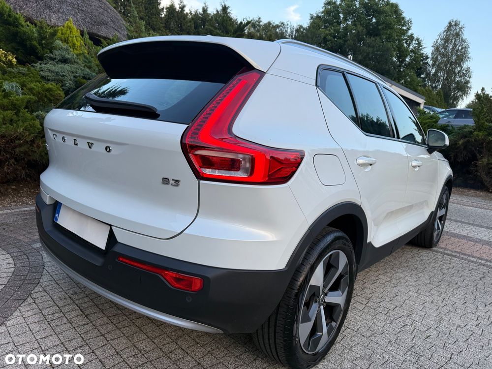 Volvo XC 40 B3 B DKG Plus Dark - 10