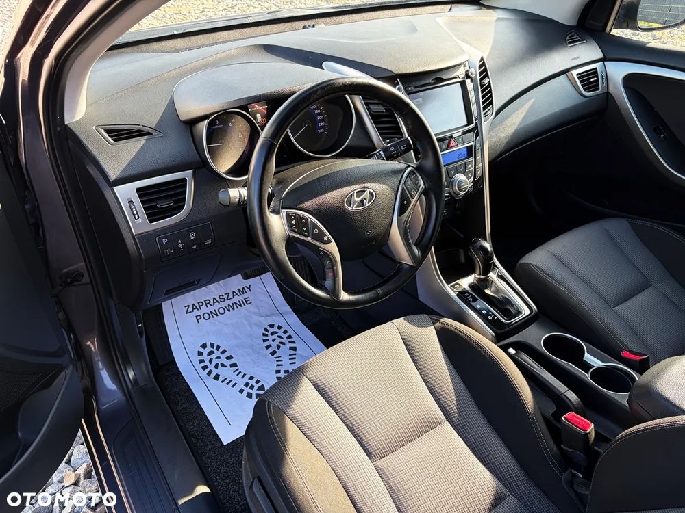 Hyundai i30 blue 1.6 CRDi DCT Passion - 5