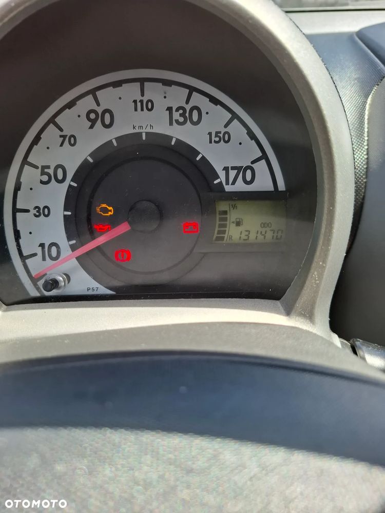 Peugeot 107 (70) 68 envy - 6