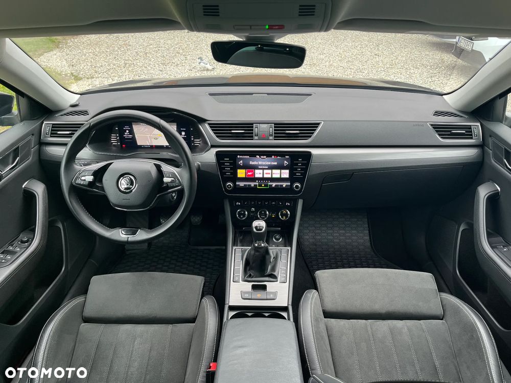Skoda Superb 2.0 TDI SCR Style - 8