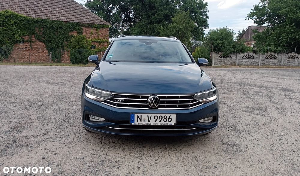 Volkswagen Passat Variant 2.0 TDI SCR DSG Business - 3