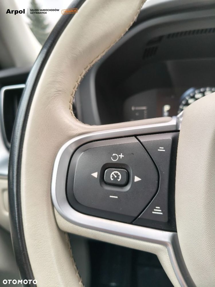 Volvo XC 60 T5 AWD Momentum - 13