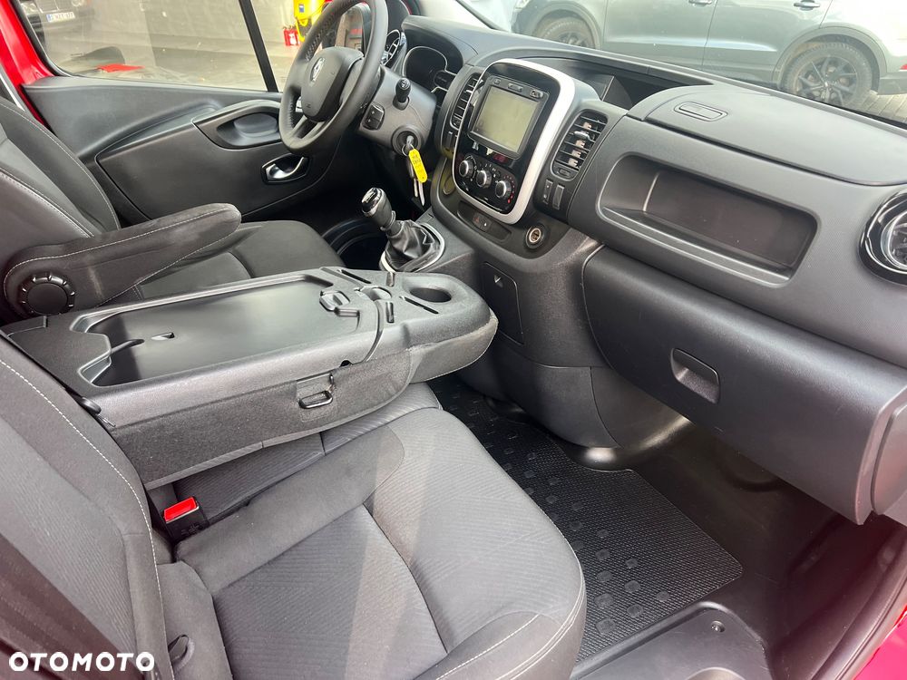 Renault Trafic - 24