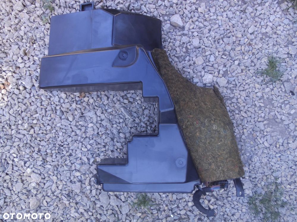 AUDI A4 B5 AVANT KOMBI SUBWOOFER GŁOŚNIK BOSE 8D9035381B - 6