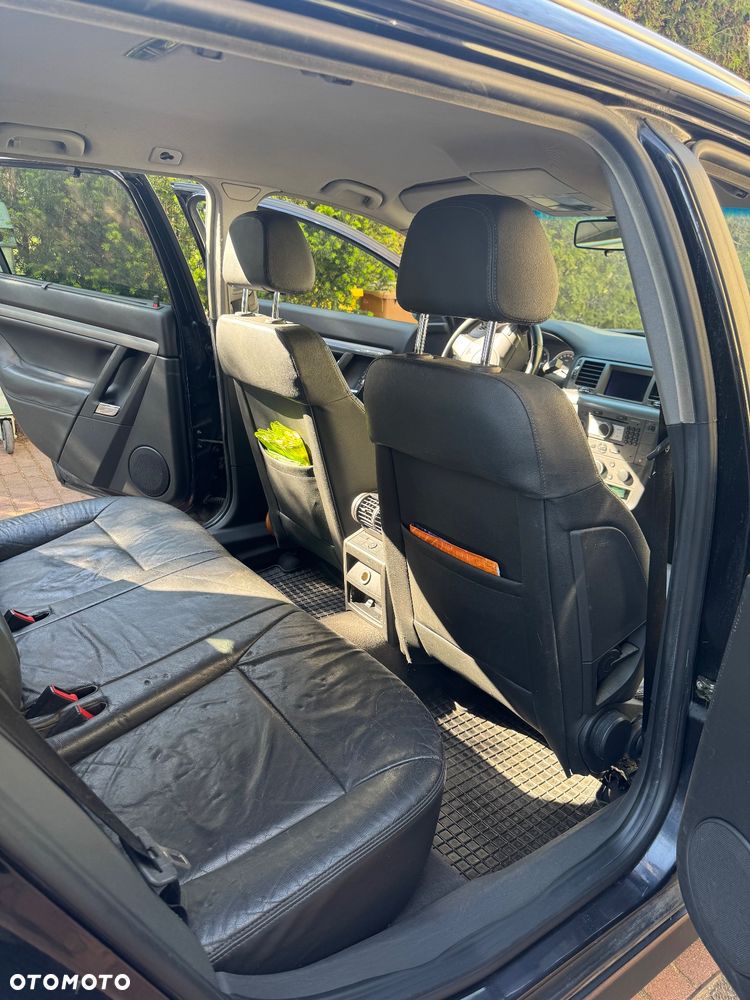Opel Vectra 1.9 CDTI Cosmo - 7