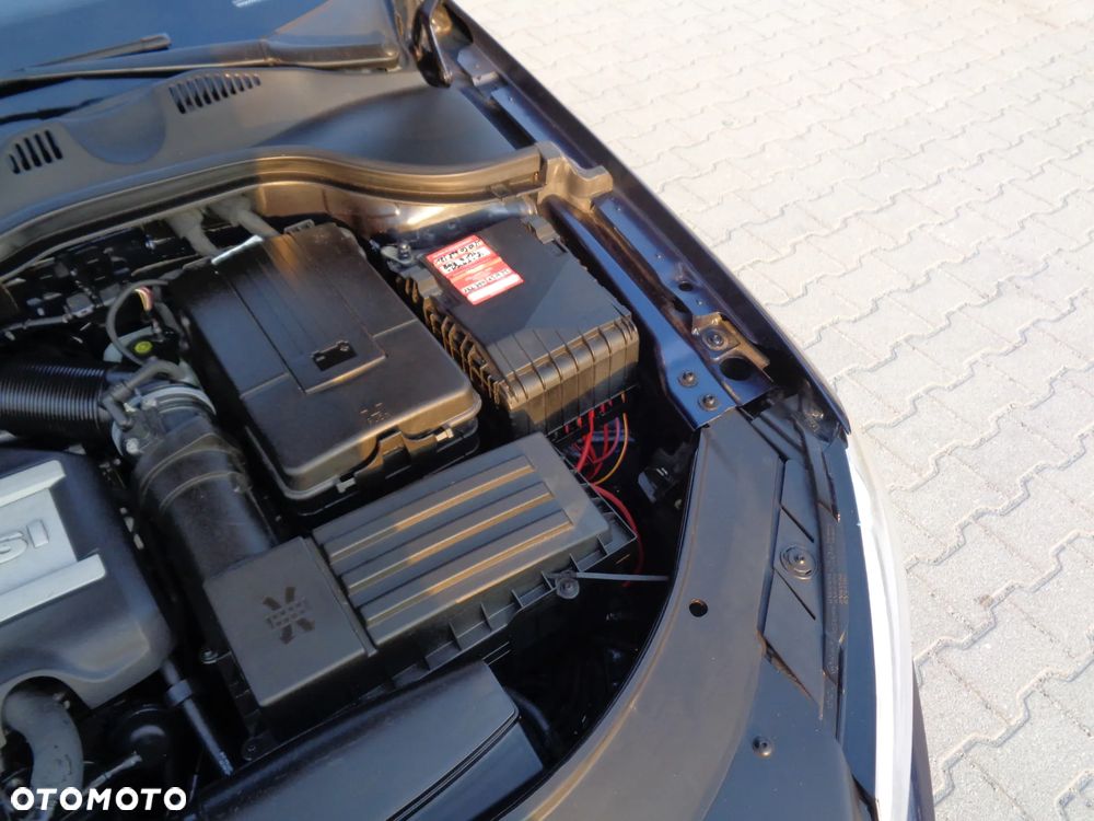 Volkswagen Passat 1.8 TSI Highline - 39