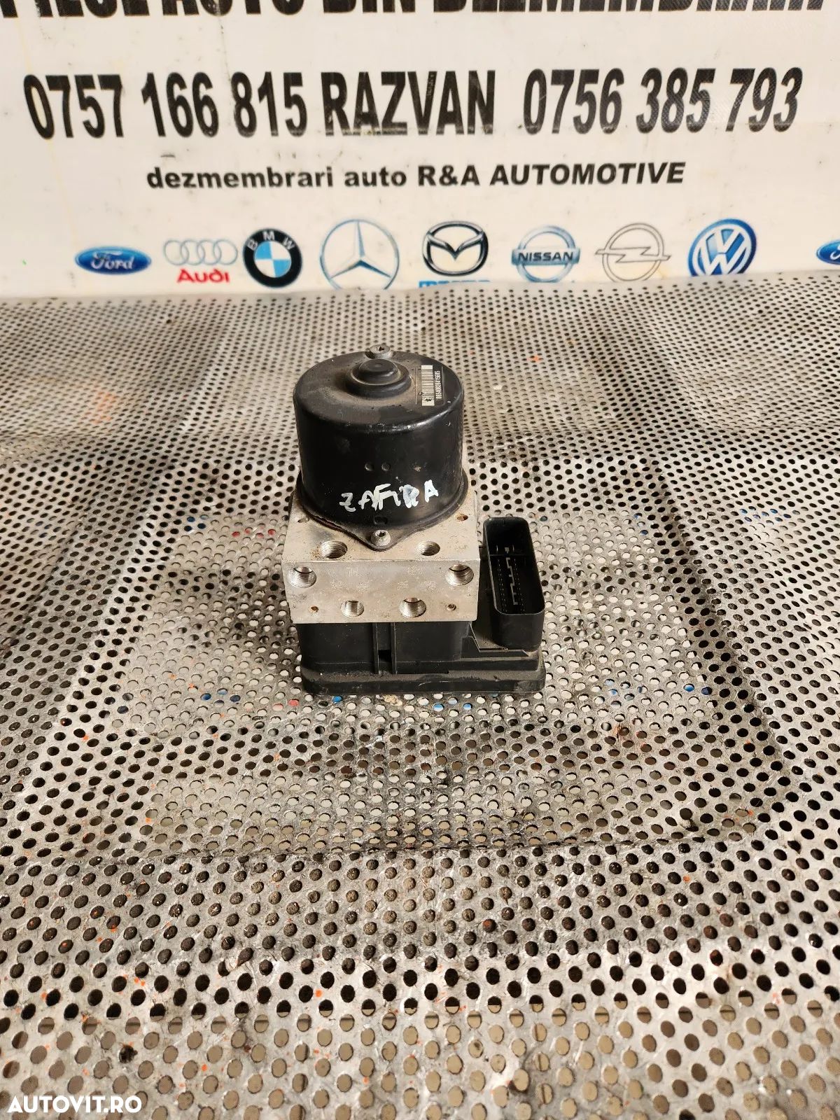 Modul Pompa Unitate ABS Opel Astra H Zafira B Cod  - Dezmembrari Arad - 1
