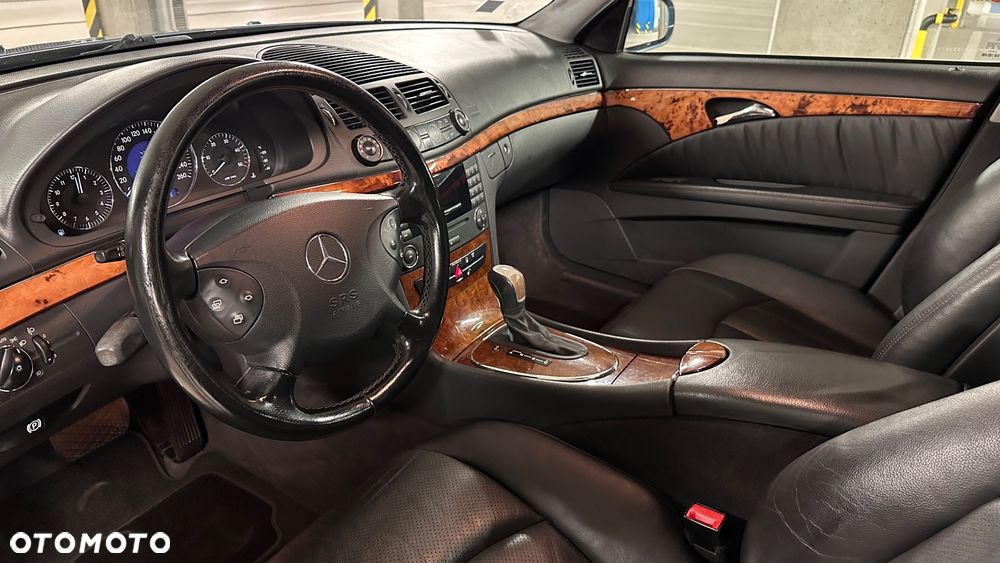 Mercedes-Benz Klasa E - 11