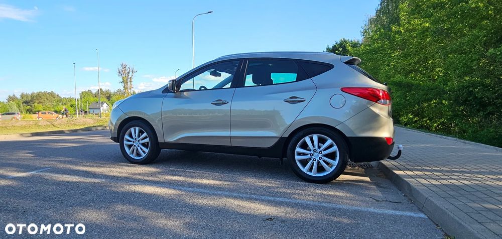 Hyundai ix35 2.0 4WD Automatik Premium - 4