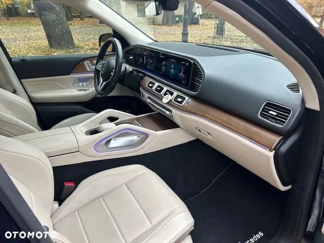 Mercedes-Benz GLE - 24