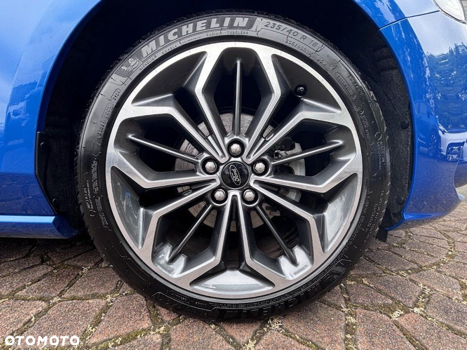 Ford Focus - 7