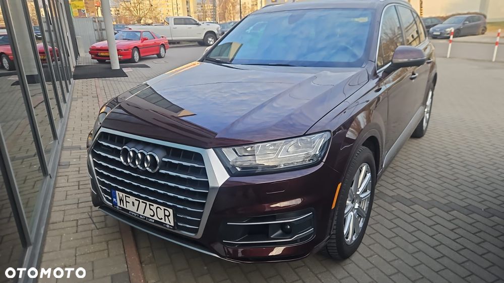 Audi Q7 - 1
