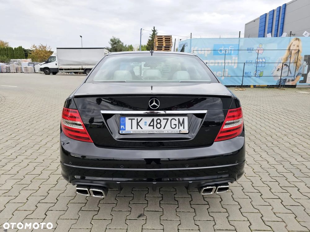 Mercedes-Benz Klasa C 280 7G-TRONIC Avantgarde Sport Edition + - 19
