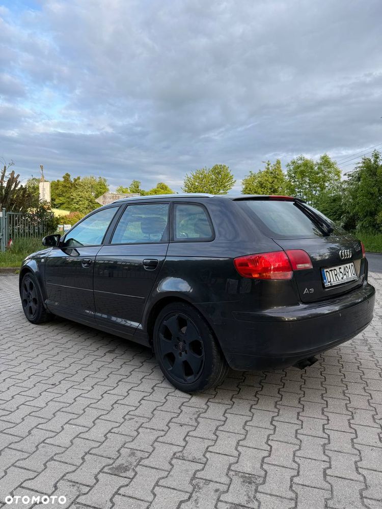 Audi A3 Sportback 2.0 TDI Ambiente - 5