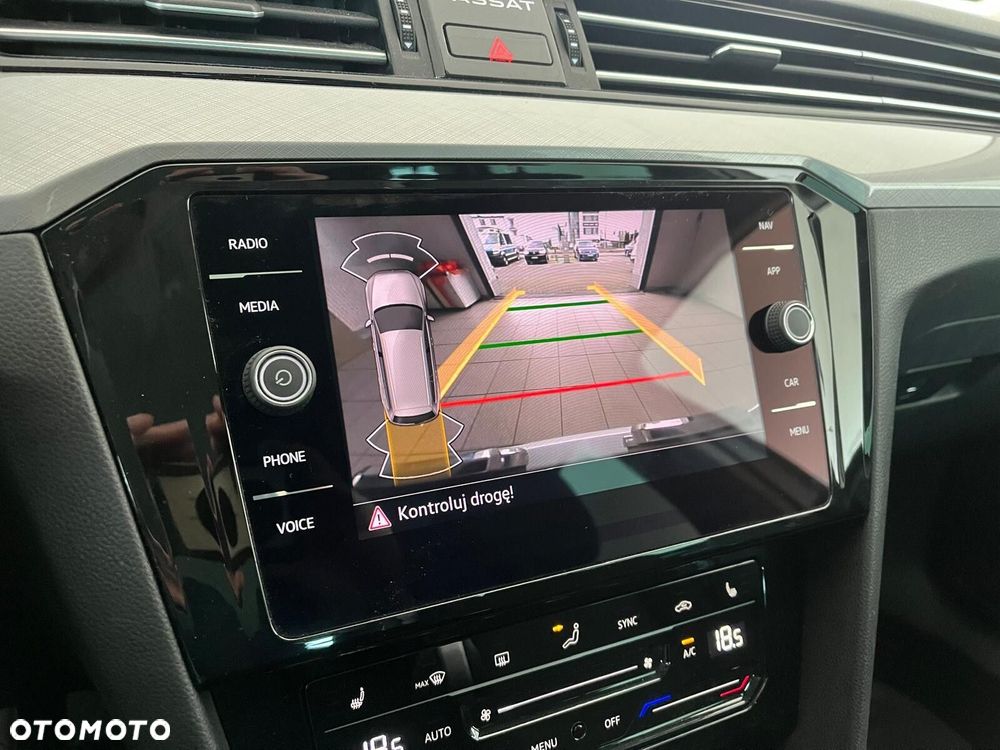 Volkswagen Passat Variant 2.0 TDI EVO Business DSG - 30