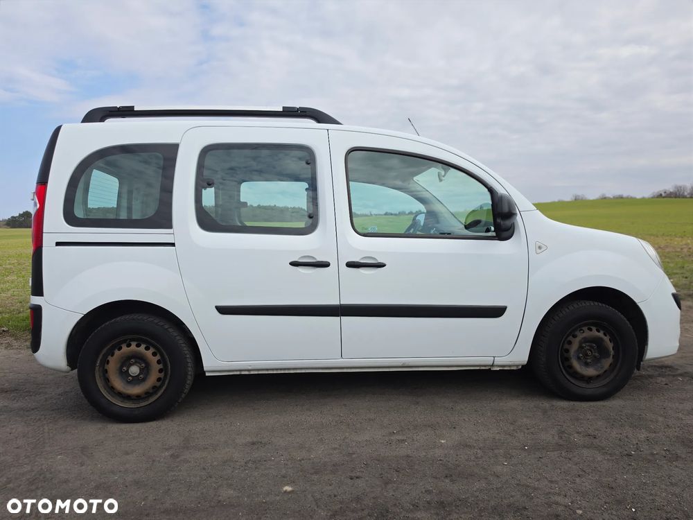 Renault Kangoo 1.6 16V Oasis - 12