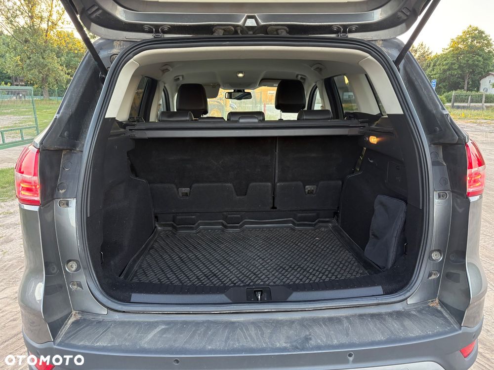 Ford Kuga 2.0 TDCi 4x4 Champions Edition - 15